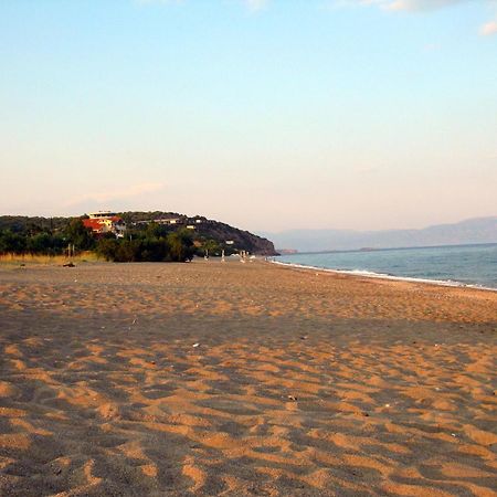 Aktaion Resort Gytheio Exterior foto