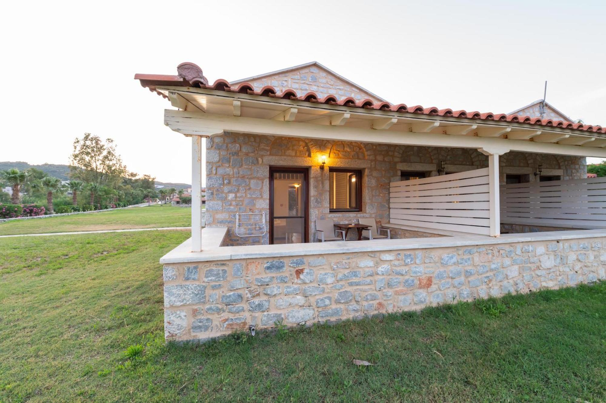 Aktaion Resort Gytheio Exterior foto